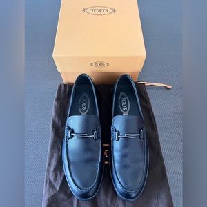 Tod’s Men Sz 9.5 (Italian Sz. 8) Black Leather Dress Loafer